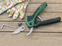 Bosch EasyPrune AssistCut - Sécateur électrique De Taille - 3.6V 1.6Ah -Outils D'Élagage De Jardin bosch easyprune assistcut scateur lectrique de taille 3 6v 1 6ah caractristiques principales et dtails techniques 42893 4 1686235688 IMG 6481ea287d438