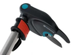Coupe-branches Gardena StarCut 160 Plus - Sécateur Sur Perche De 160cm - Ø 32mm -Outils D'Élagage De Jardin coupe branches gardena starcut 160 plus scateur sur perche de 160cm 32mm tte de coupe inclinable 12922 1 1523268575 IMG 0439