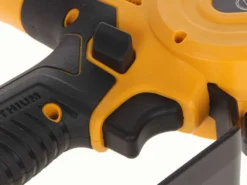 Élagueuse à Batterie Manuelle Volpi Predator PVS5100 - 2x 14.4V 2.5Ah 38 Élagueuse à Batterie Manuelle Volpi Predator PVS5100 - 2x 14.4V 2.5Ah -Outils D'Élagage De Jardin elagueuse a batterie manuelle volpi predator pvs5100 2x 14 4v 2 5ah caracteristiques principales 41167 1 1680690576 IMG 642d4d9029c3b