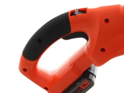 Élagueuse à Batterie Sur Perche Black & Decker GPC1820L20-QW 18V - Batterie 2 Ah -Outils D'Élagage De Jardin lagueuse batterie sur perche black decker gpc1820l20 qw 18v batterie 2 ah moteur lectrique et batterie 17447 7 1562837293 IMG 1856