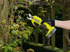 Sécateur De Taille à Batterie RYOBI RY18SCA-0 18V - Avec De 18V/4 Ah -Outils D'Élagage De Jardin scateur de taille batterie ryobi ry18sca 0 18v avec de 18v 4 ah scateur de taille batterie ryobi ry18sca 0 18v 32713 6 1643212112 IMG 61f16d5042102
