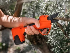 Sécateur De Taille à Batterie Stocker Vulcano E-25 TR BASIC - Avec Batterie De 14.4 V/2.5 Ah -Outils D'Élagage De Jardin scateur de taille batterie stocker vulcano e 25 tr basic avec batterie de 14 4 v 2 5 ah points forts 32012 13 1638266782 IMG 61a5f79e110bb