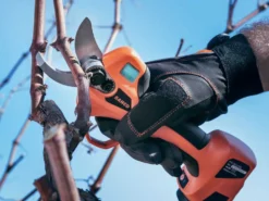 Sécateur électrique De Taille Bahco BCL20IB - 2 Batteries 14,4V/2.5 Ah - Diamètre De Coupe 32mm -Outils D'Élagage De Jardin scateur lectrique de taille bahco bcl20ib 2 batteries 14 4v 2 5 ah diamtre de coupe 32mm caractristiques principales et dtails techniques 28072 4 1617715152 IMG 606c5fd099f94