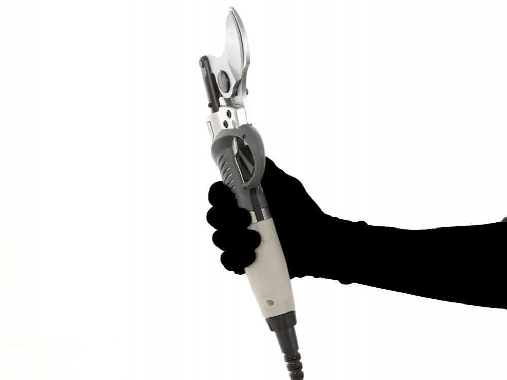 Sécateur électrique De Taille BlackStone B-PS 45 - 1 Batterie 4 Ah 36 V 19 Sécateur électrique De Taille BlackStone B-PS 45 - 1 Batterie 4 Ah 36 V – Image 19