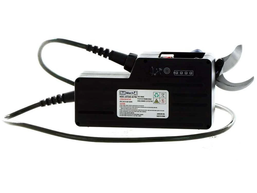 Sécateur électrique De Taille BullMach ARTEMIS 40 PRO - 1 Batterie De 36V/ 4Ah 8 Sécateur électrique De Taille BullMach ARTEMIS 40 PRO - 1 Batterie De 36V/ 4Ah – Image 8