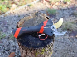 Sécateur électrique De Taille Infaco F3020M - 36V 3Ah - Ø 45 Mm -Outils D'Élagage De Jardin scateur lectrique de taille infaco f3020m 36v 3ah 45 mm scateur lectrique de taille infaco f3020m 38161 1 1666705435 IMG 6357e81b6bee4