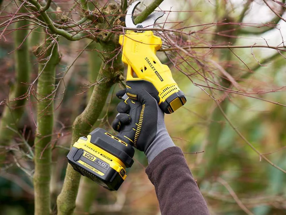 Sécateur électrique De Taille Stanley SFMCPP32M1-QW - Batterie De 20V/4Ah 13 Sécateur électrique De Taille Stanley SFMCPP32M1-QW - Batterie De 20V/4Ah – Image 13
