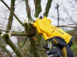 Sécateur électrique De Taille Stanley SFMCPP32M1-QW - SANS BATTERIE NI CHARGEUR -Outils D'Élagage De Jardin scateur lectrique de taille stanley sfmcpp32m1 qw sans batterie ni chargeur scateur lectrique stanley sfmcpp32m1 qw 40611 4 1678870553 IMG 64118819122ed