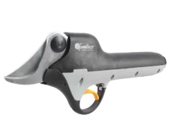 Sécateur électrique De Taille Volpi Kamikaze KV600, Batterie Li-ion 4,4 Ah Ø Max 35mm 27 Sécateur électrique De Taille Volpi Kamikaze KV600, Batterie Li-ion 4,4 Ah Ø Max 35mm -Outils D'Élagage De Jardin scateur lectrique de taille volpi kamikaze kv600 batterie li ion 4 4 ah max 35mm scateur volpi kamikaze kv600 batterie au lithium ions 4 4 ah 14197 0 1537361531 IMG 6484