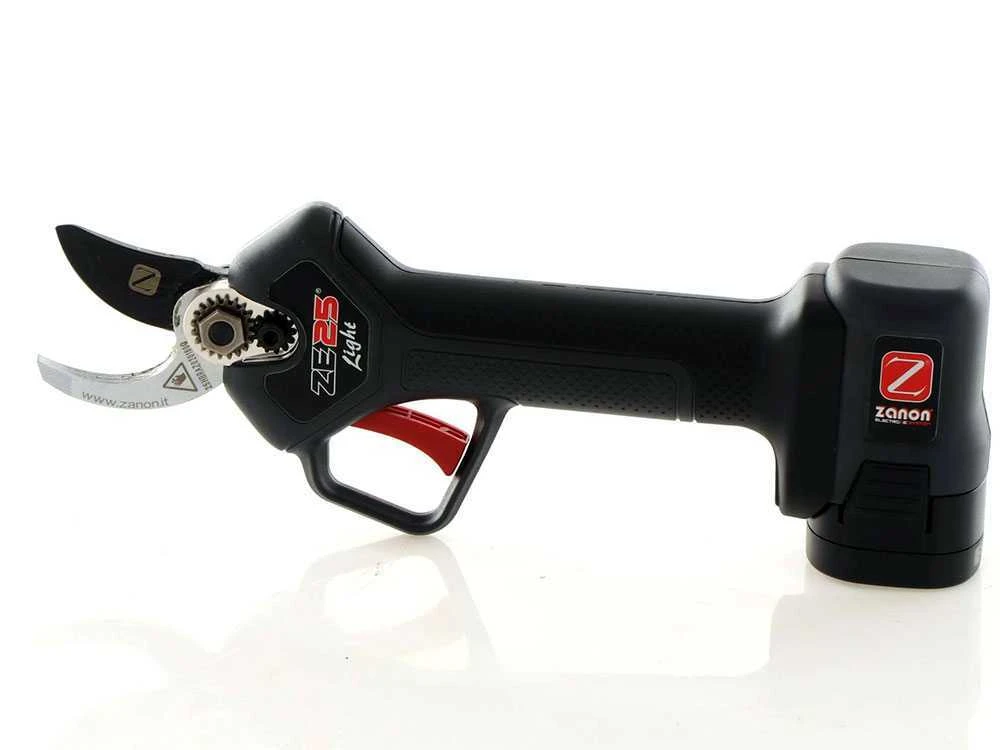 Sécateur électrique De Taille Zanon ZE 25 LIGHT - 2 BATTERIES INCLUSES - 16.8V- 2,0Ah - Ø 15-25 Mm 5 Sécateur électrique De Taille Zanon ZE 25 LIGHT - 2 BATTERIES INCLUSES - 16.8V- 2,0Ah - Ø 15-25 Mm – Image 5