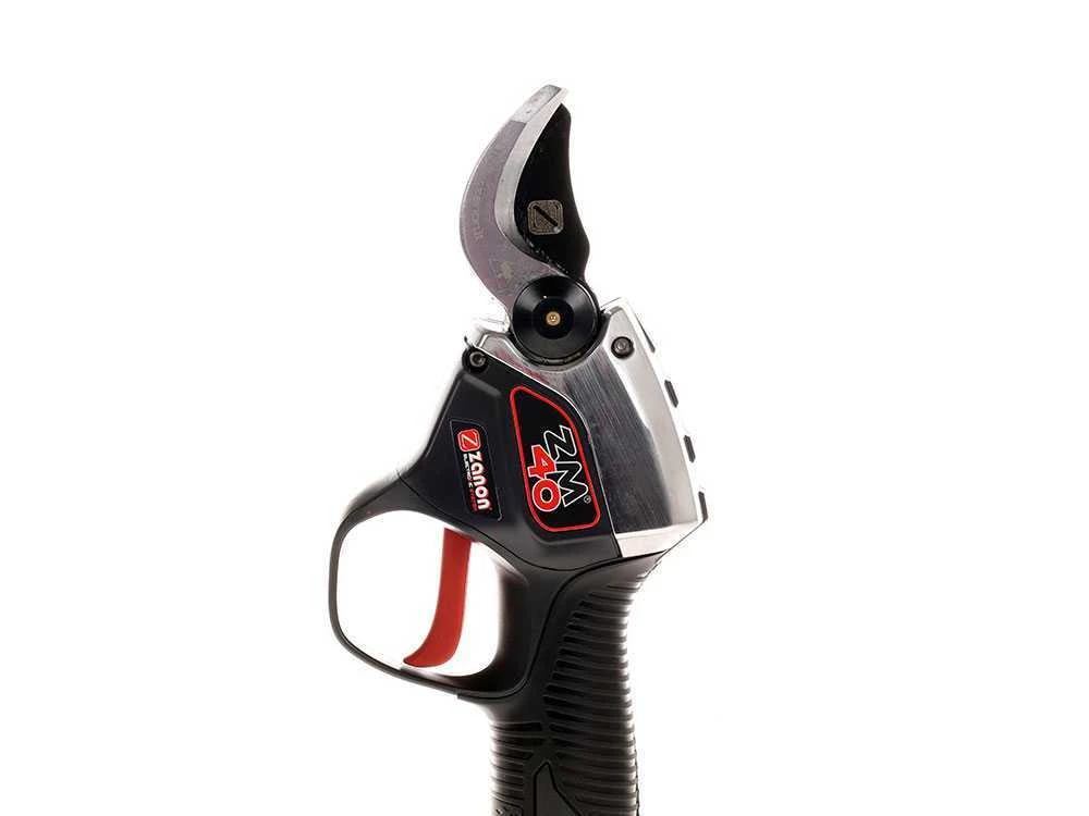 Sécateur électrique De Taille Zanon ZM 40 - Coupe 40 Mm - 2 Batteries De 2.5Ah/21V Max 16 Sécateur électrique De Taille Zanon ZM 40 - Coupe 40 Mm - 2 Batteries De 2.5Ah/21V Max – Image 16