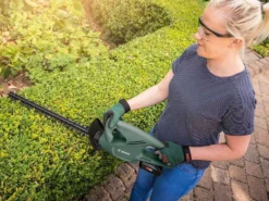 Taille-haie à Batterie Au Lithium BOSCH EasyHedgeCut 18-45 - Lamier 45 Cm -Outils D'Élagage De Jardin taille haie batterie au lithium bosch easyhedgecut 18 45 lamier 45 cm taille haie easyhedgecut 18 45 17356 1 1565950001 81CeRct76XL. SL1200