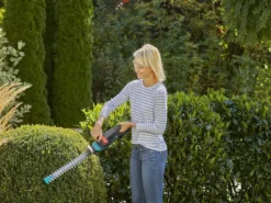 Taille-haie à Batterie Gardena EasyCut 40/18V P4A 37 Taille-haie à Batterie Gardena EasyCut 40/18V P4A -Outils D'Élagage De Jardin taille haie batterie gardena easycut 40 18v p4a la lame 41473 3 1683011459 IMG 6450b78318be8