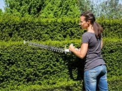 Taille-haie électrique à Batterie IKRA IAHS 20-1 - Longueur Lamier 54 Cm -Outils D'Élagage De Jardin taille haie lectrique batterie ikra iahs 20 1 longueur lamier 54 cm taille haie lectrique batterie ikra iahs 20 1 18235 1 1570091107 81mkbKEcRQL