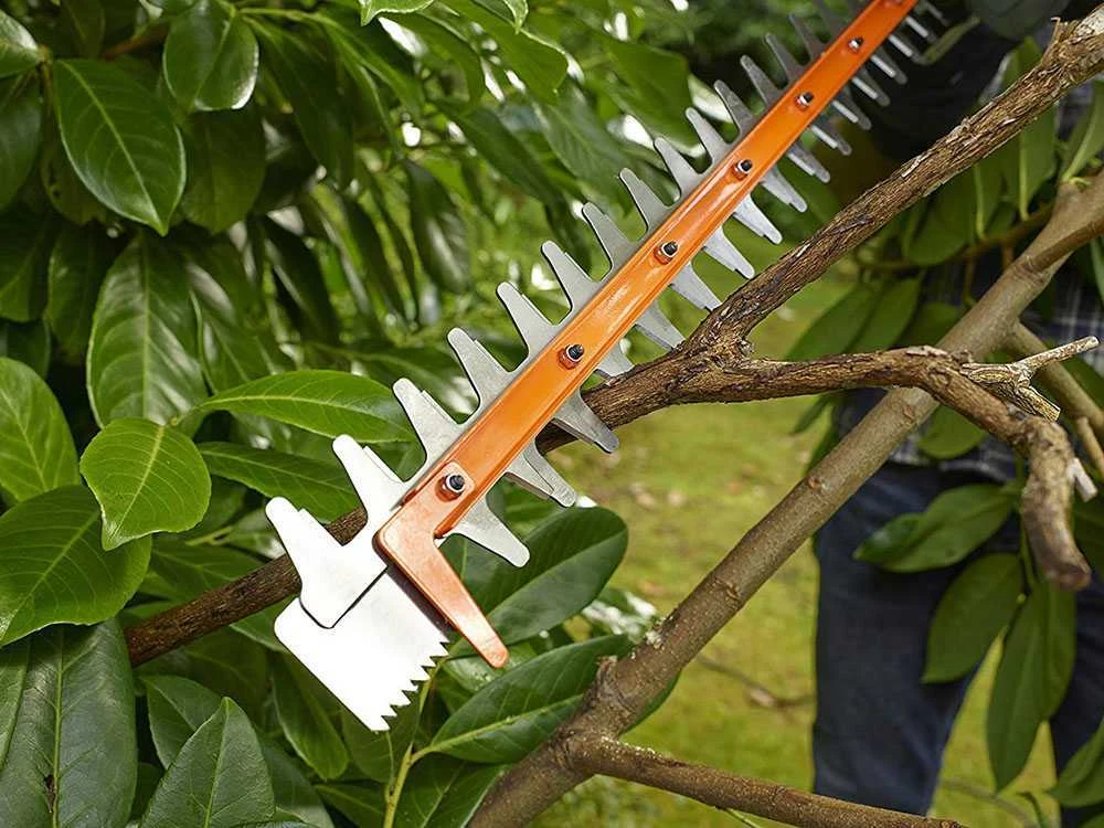 Taille-haie électrique Black & Decker BETHS301-QS De 500W Avec Lamier De 55 Cm 2 Taille-haie électrique Black & Decker BETHS301-QS De 500W Avec Lamier De 55 Cm – Image 2