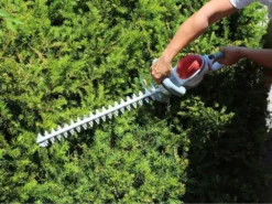 Taille-haie électrique IKRA IHS 650 De 650W Avec Lamier De 55 Cm - Extra Light -Outils D'Élagage De Jardin taille haie lectrique ikra ihs 650 de 650w avec lamier de 55 cm extra light taille haie lectrique ikra ihs 650 18428 1 1571645843 18113 0 1568906280 810Rj3rA6XL. AC SL1000