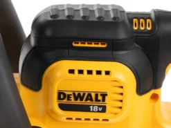 Taille-haies électrique à Batterie DEWALT DCMHT563P1-QW - Lame De 55cm - Batterie 18V 5Ah 33 Taille-haies électrique à Batterie DEWALT DCMHT563P1-QW - Lame De 55cm - Batterie 18V 5Ah -Outils D'Élagage De Jardin taille haies lectrique batterie dewalt dcmht563p1 qw lame de 55cm batterie 18v 5ah taille haie batterie dewalt dcmht563p1 qw 28919 0 1620394115 IMG 6095408344249