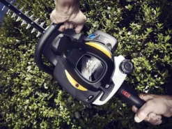 Taille-haies Thermique McCulloch Superlite 4528 - Lame De 45 Cm De Longueur -Outils D'Élagage De Jardin taille haies thermique mcculloch superlite 4528 lame de 45 cm de longueur taille haies thermique mcculloch superlite 4528 3485 5 1663230441 IMG 6322e1e93c05c